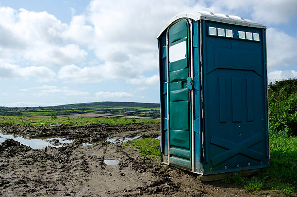 Portable Toilets for Disaster Relief Sites in Hill City, KS